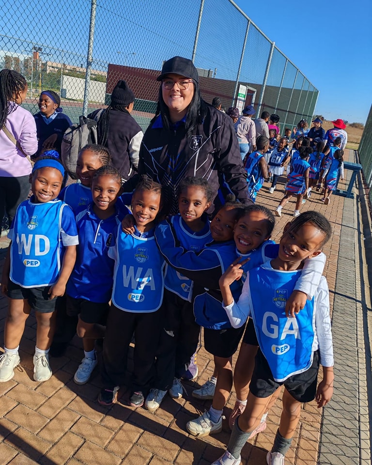 Mini netball